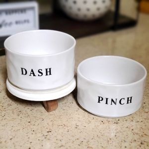 Salt & pepper cellars